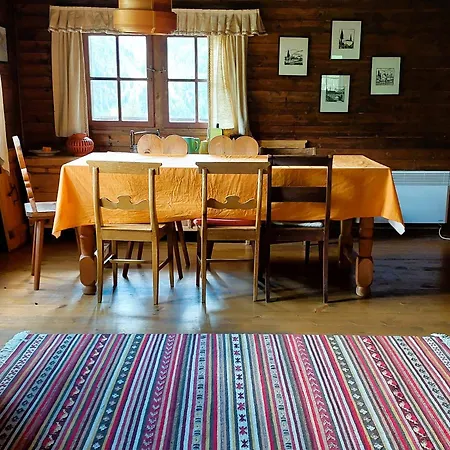 Mayen Farquesses Mayen De Montagne 4 Personnes Evolène