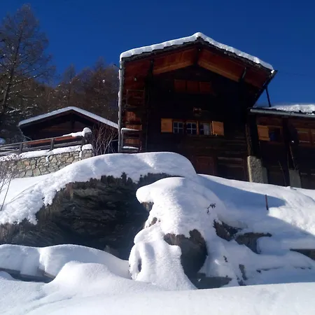 Mayen Farquesses Mayen De Montagne 4 Personnes *